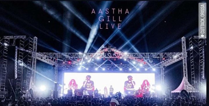 Aastha Gill Live